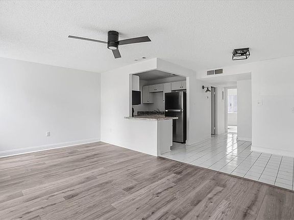 5th image of 373 S McMullen Booth Rd APT 91