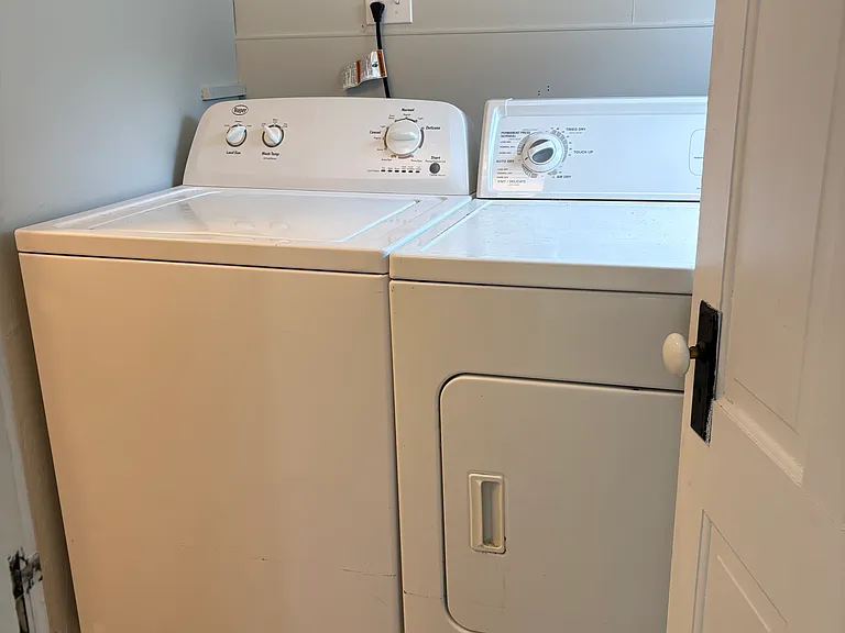 301 Maine St #1 — Photo 4