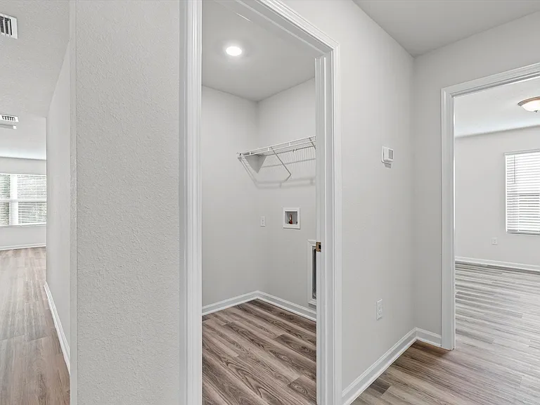 13581 Paris Cir — Photo 13