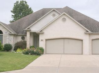 1006 W Shadowlawn St, Springfield, MO 65810