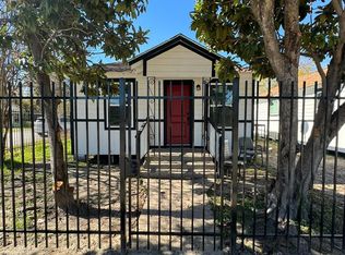 3903 Broyles St, Houston, TX 77026