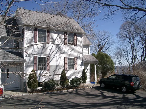 56 Lincoln Avenue Ext #B, Norwalk, CT 06854