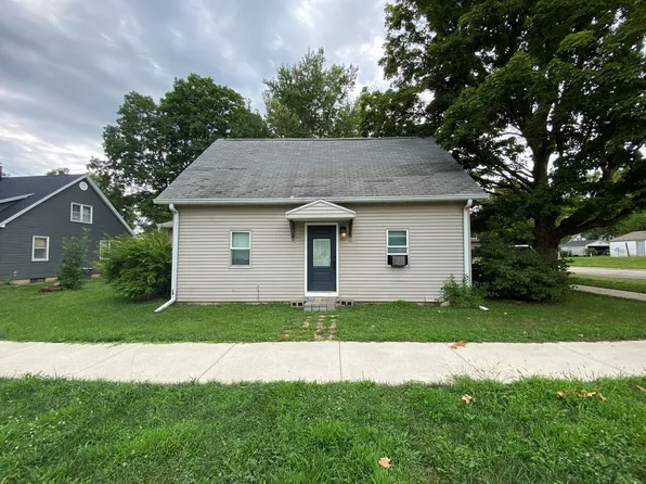 301 S Hanover St, Metamora, IL 61548