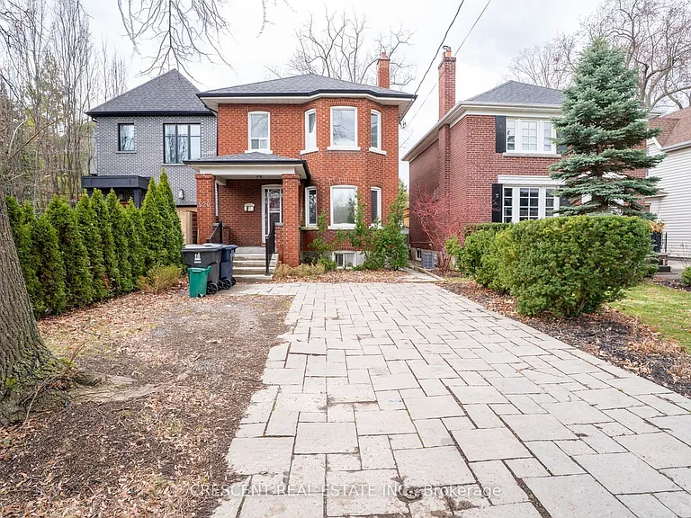 520 Prince Edward Dr N #MAIN — Photo 27