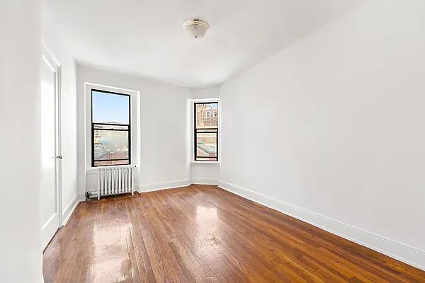 Rented by Compass | media 11