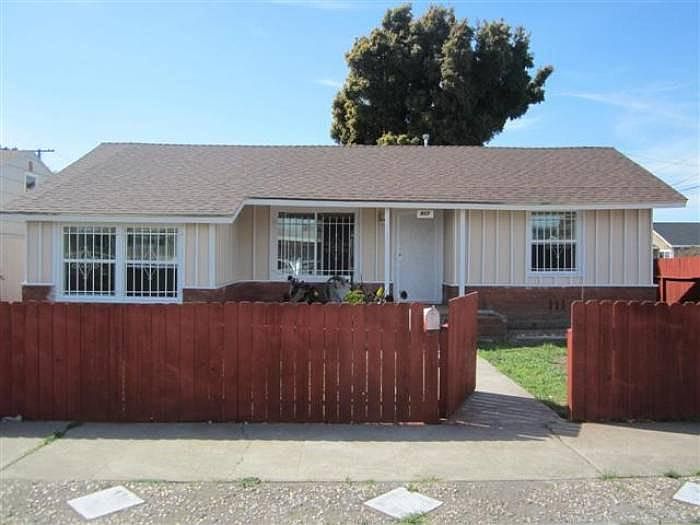 1st image of 917 28th St