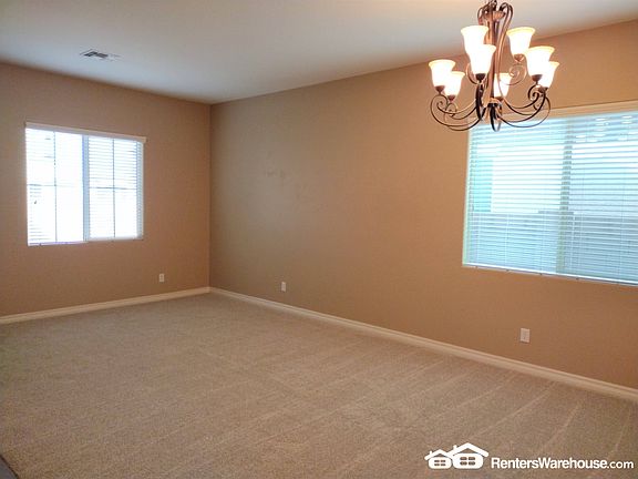 5th image of 2469 E Ironside Dr