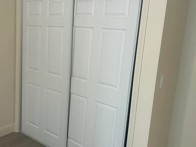 430 E Acacia St #1 — Photo 7