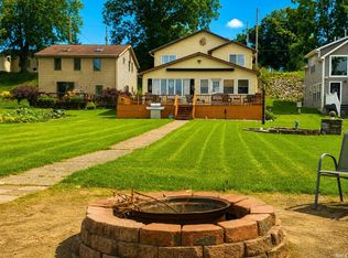 6601 E Harrold Rd, Churubusco, IN 46723