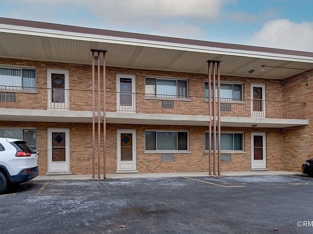 2nd image of 16 N Garfield St #2-E