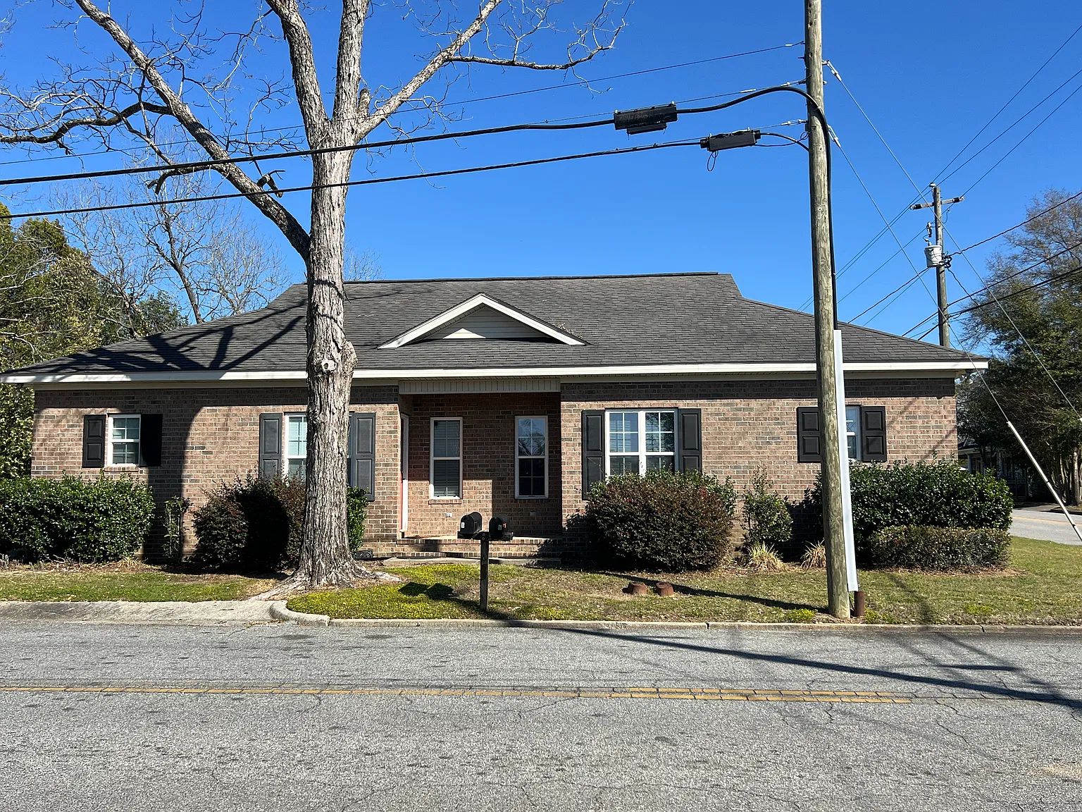 1 bed, 812 sqft, $1,300 — Photo 1
