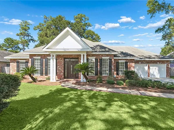 7029 Edgewater Dr, Mandeville, LA 70471