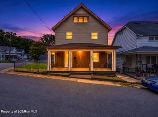 216 Lawrence St, Archbald, PA 18403