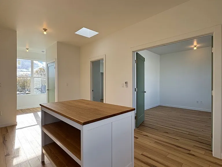 404 E Windsor Ct #2 — Photo 9