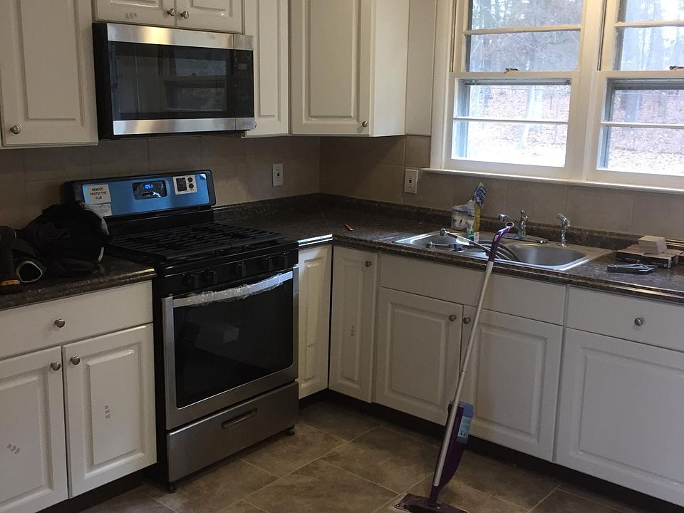 1st image of 988 Mercury Way