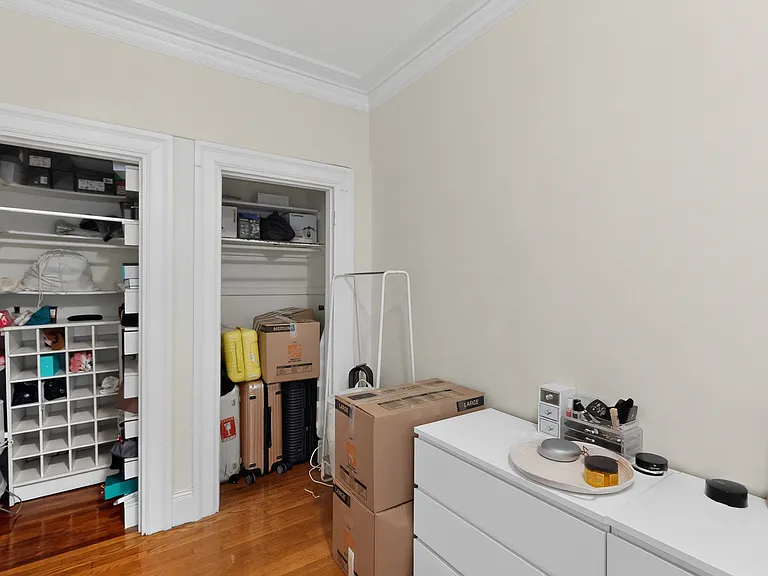 1071 Beacon St #3 — Photo 8