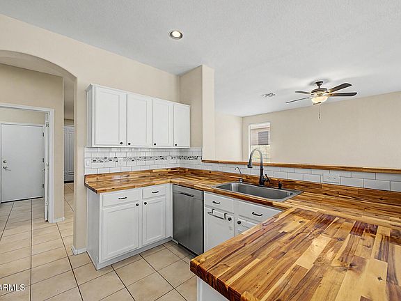 4th image of 1819 W Nighthawk Way