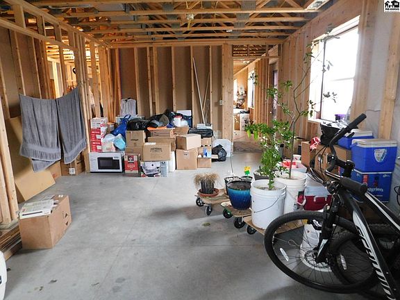 4th image of 2939 N Halstead Rd