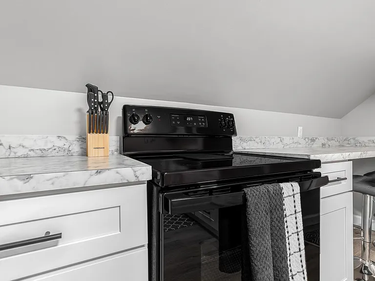 278 Euclid St #3 — Photo 5