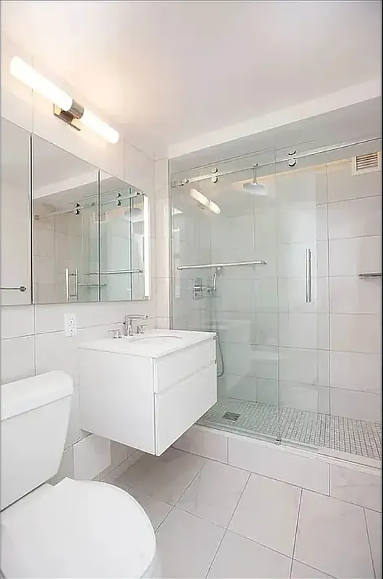 311 West 50th Street — Photo 3