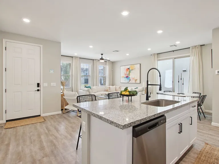 BB Living at Union Park — Photo 13