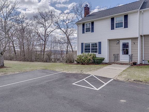 2nd image of 38 Christopher Dr #71