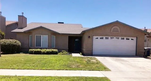 584 Santa Clara St photo 1