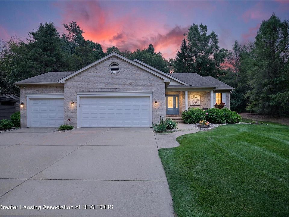 1st image of 6240 Timber View Dr