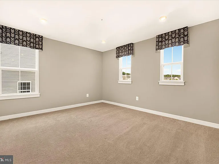 2200 Campbell Hill Way — Photo 36