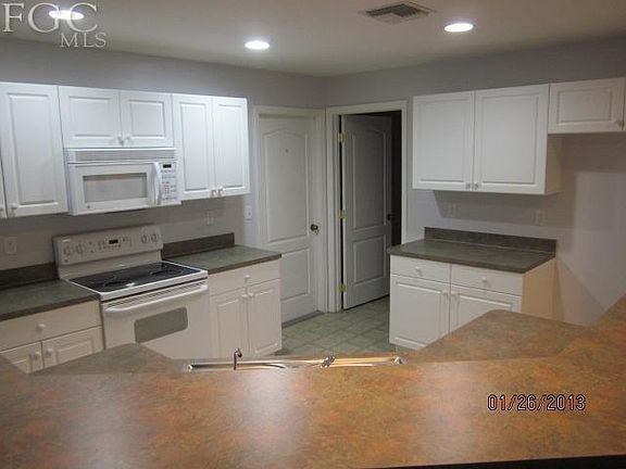 4th image of 118 NW 29th Pl