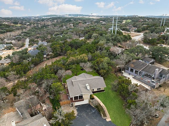 3rd image of 204 Los Altos Dr