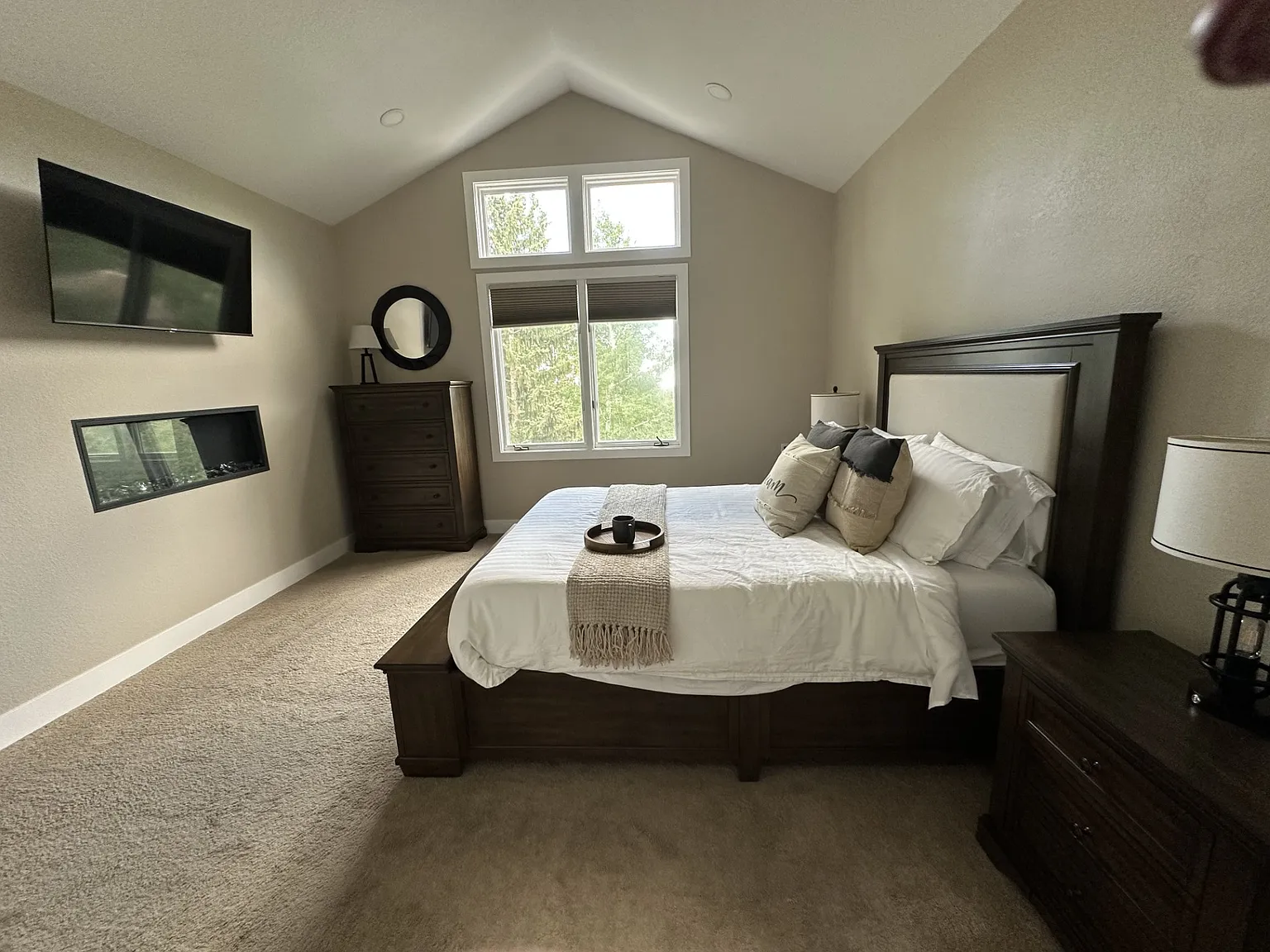 772 Ridgeside Dr — Photo 2