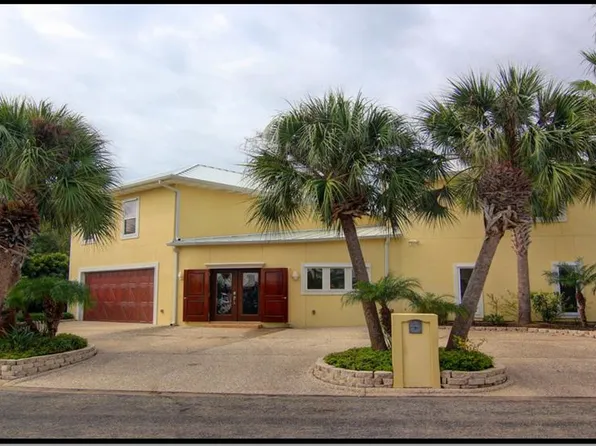 62 Blue Heron Dr, Rockport, TX 78382