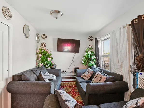 2517 Boston Road image 8 of 12