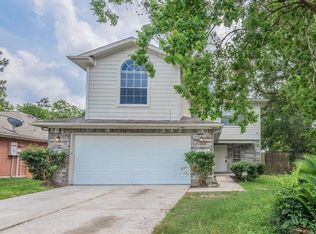 8006 Scarlet Tanager Dr, Humble, TX 77396