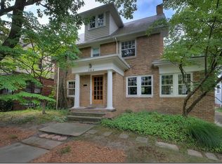 2968 Meadowbrook Blvd, Cleveland Heights, OH 44118