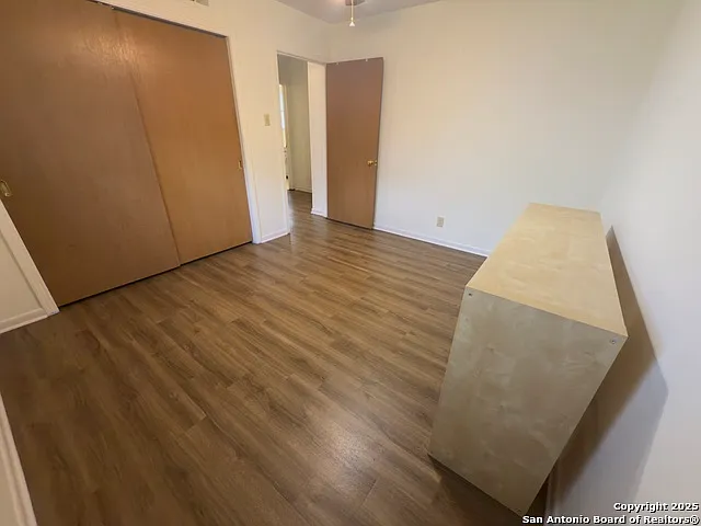 11022 Dreamland Dr — Photo 16
