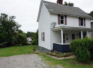 12 Sycamore St, Uniontown, PA 15401