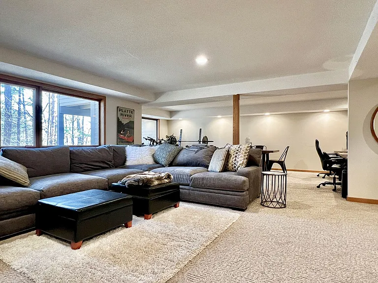 6245 Summit Ct — Photo 53