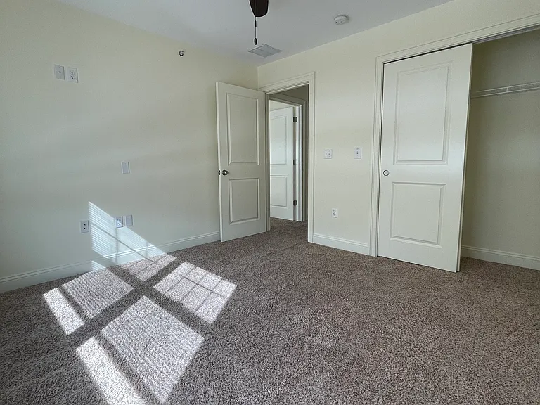 157 W Main St #4 — Photo 13