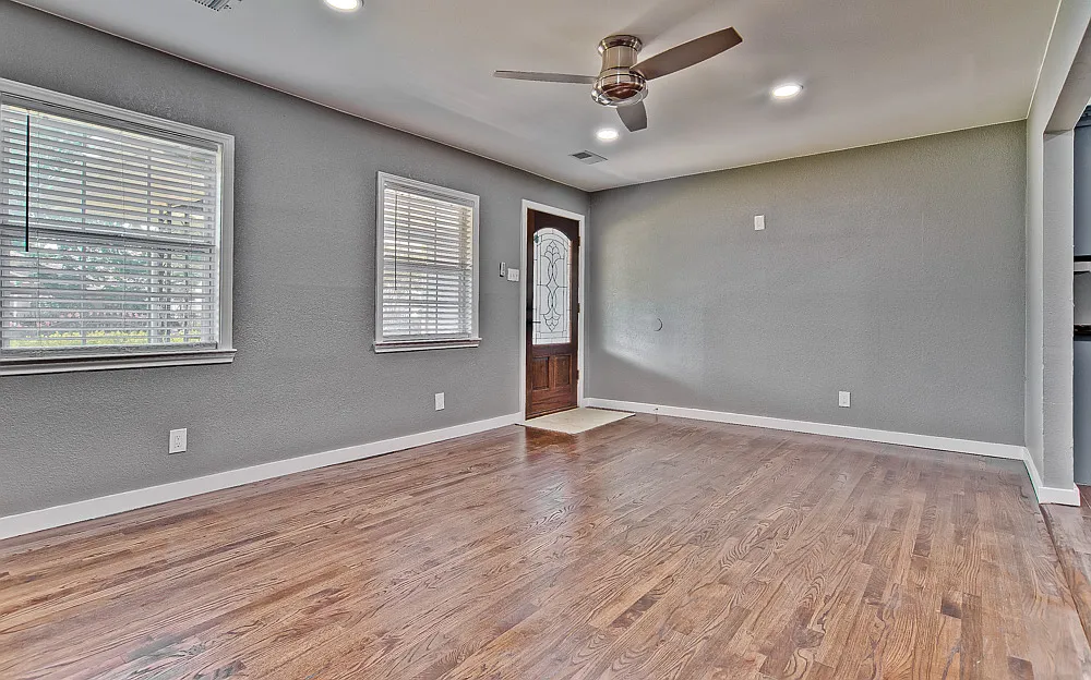 3 bed, 1.5 bath, 1116 sqft, $2,450 — Photo 3