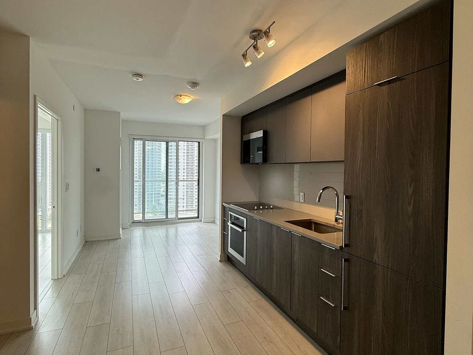 1 bed, $2,150 — Photo 3