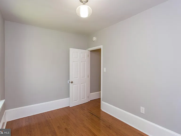 721 S 19th St #1R — Photo 6