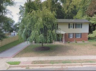 211 Yeonas Dr SW, Vienna, VA 22180