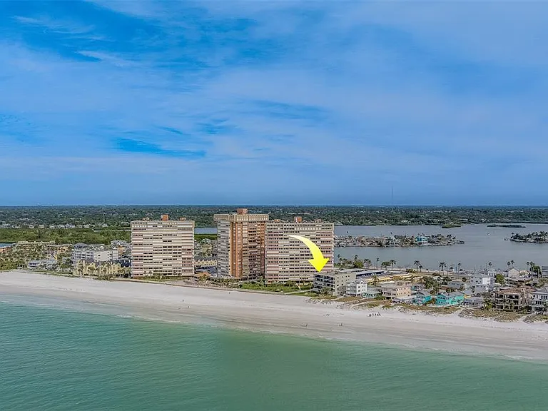 17900 Gulf Blvd #1B — Photo 1
