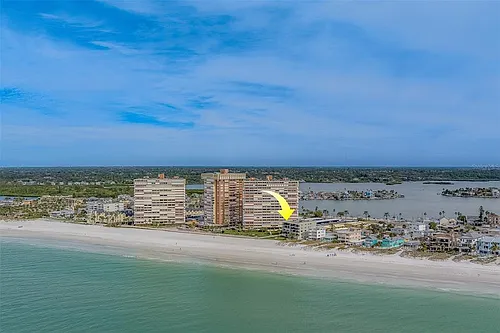 17900 Gulf Blvd #1B Photo 1