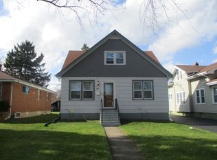 606 Washington Park, Waukegan, IL 60085