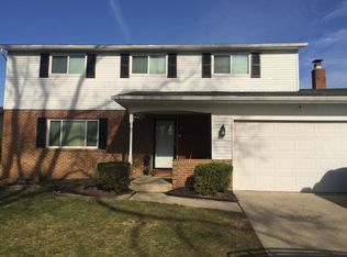 5402 Ivywood Ln, Columbus, OH 43229