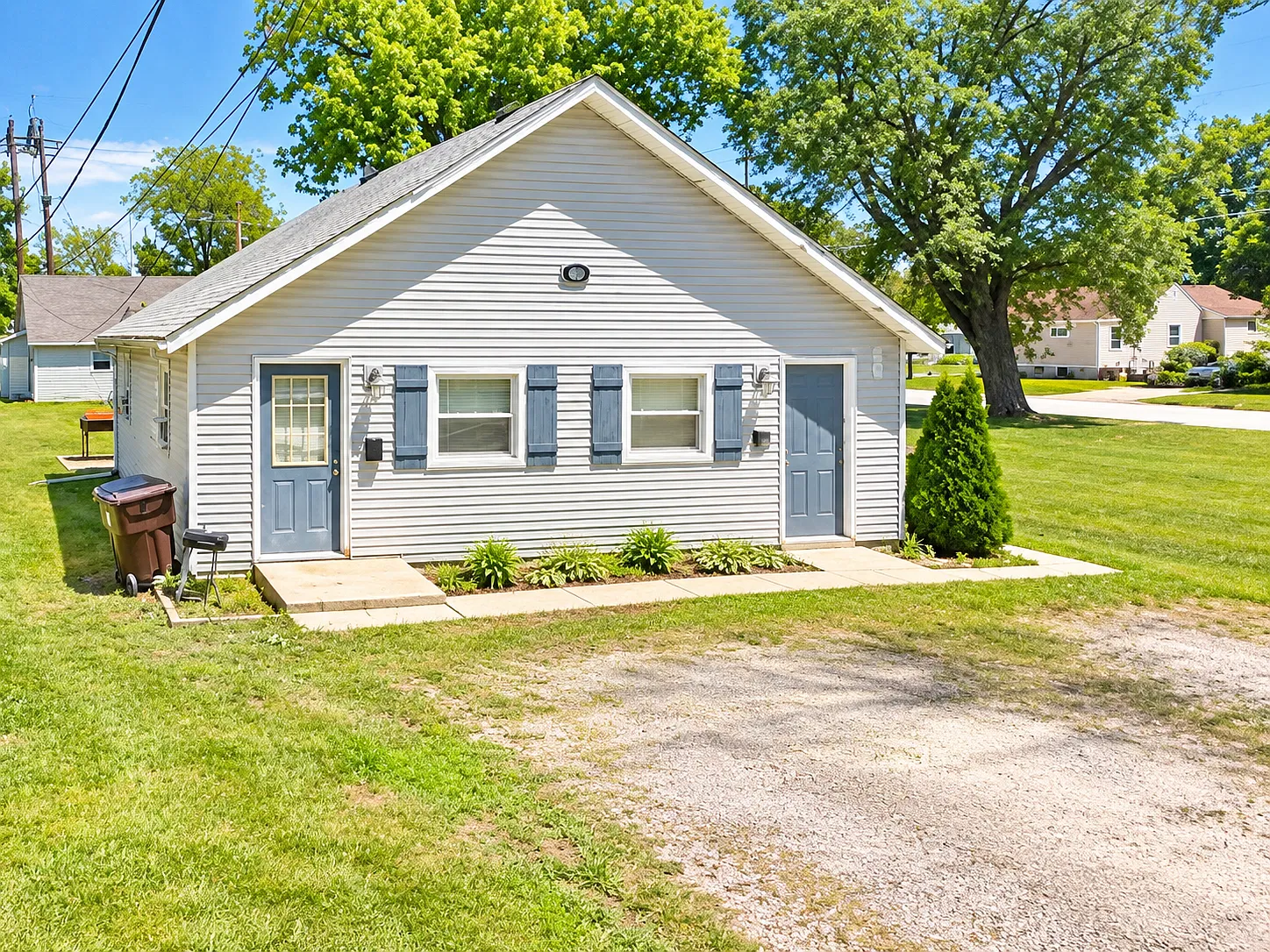 411 North Penfield Street - Unit B — Photo 1