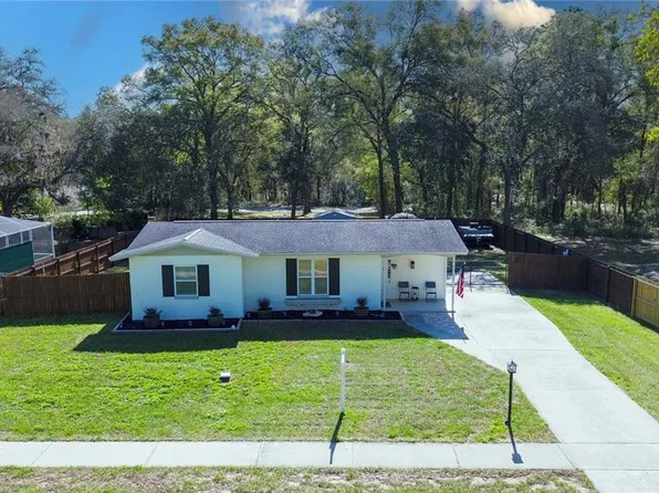 10075 N Glenmar Dr, Citrus Springs, FL 34434